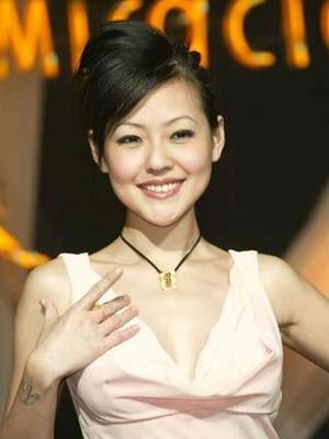 太过<em>性感</em>让另一半难以接受被迫分手的明星-性