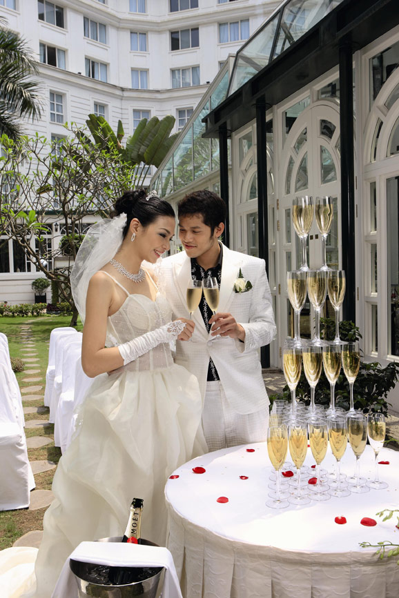 非凡蜜月婚礼尽在河内大都会索菲特传奇酒店-
