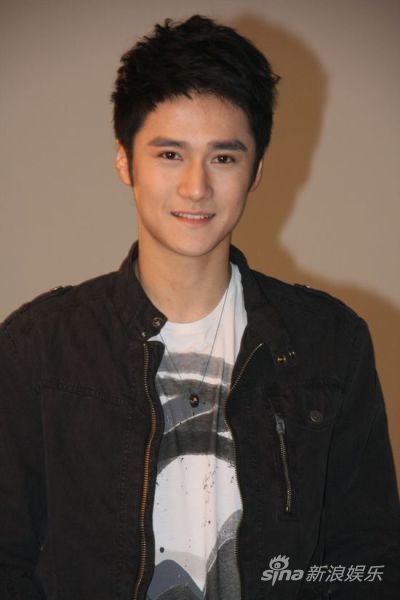 唐人旗下艺人拍大片 林更新新戏颠覆形象(图)-