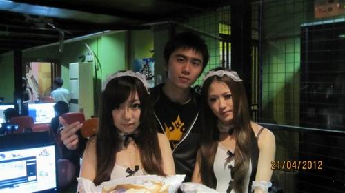 <em>黑丝女仆</em>showgirl搜罗