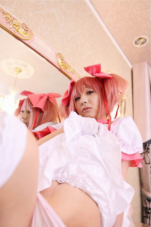 18禁!有木有!《<em>魔法少女小圆</em>》无下限COS_宁