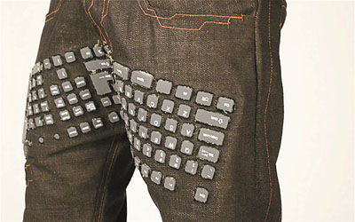 荷兰发明计算机牛仔裤 边走边控制电脑-USB设