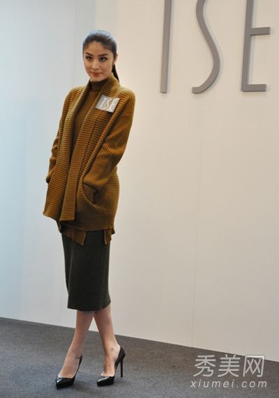 富二代女星 时尚品味各不同-短外套,<em>呢子</em>,黑色