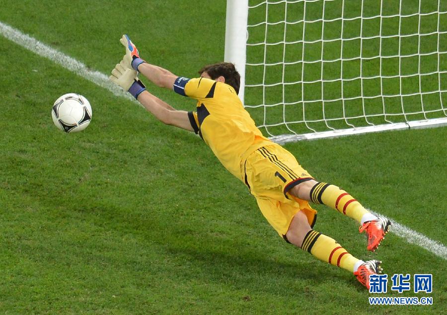 欧洲杯28日精彩瞬间:卡西扑点 c罗失落-西班牙