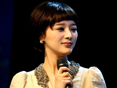 央视十位气质佳高学历美女主播-女主播,中央电视台,王端端