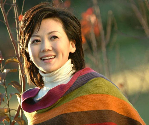 央视十位气质佳高学历美女主播-女主播,中央电视台,王端端