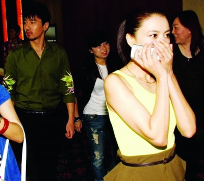 高圆圆质问赵又廷 高圆圆赵又廷要分手了吗(图