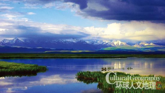 巴音布鲁克草原:秒杀眼球的绝色美景-巴音布鲁