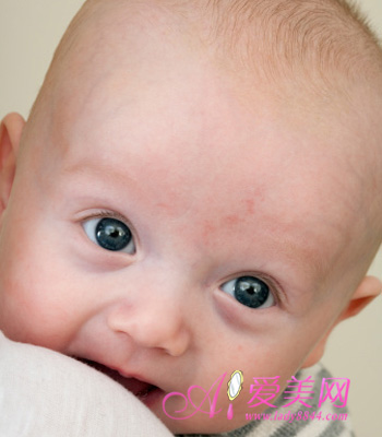 亲子游戏也是早教3个月宝宝可进行(组图)