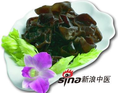 常吃黑木耳对身体的6大好处-木耳粥,痔疮出血