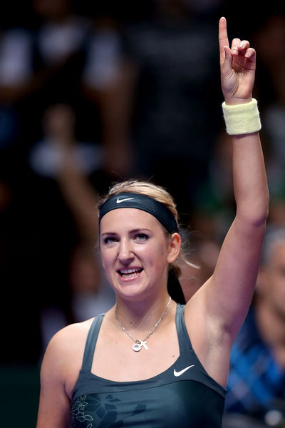 阿扎伦卡_阿扎伦卡收入(2)