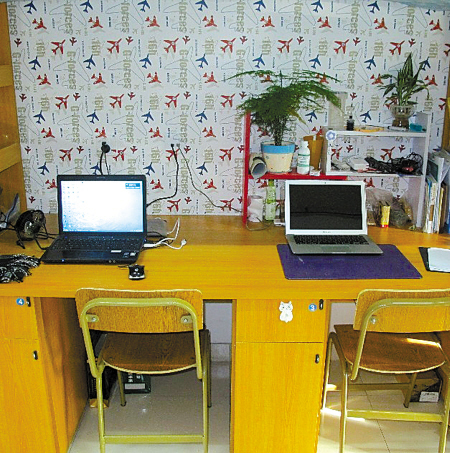 宁波大红鹰学院六男生精心打造温馨寝室