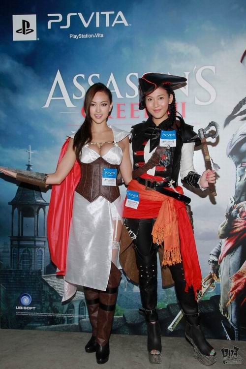 《<em>刺客信条3</em>》香港促销 白丝胸猛<em>妹子</em>COS艾叔