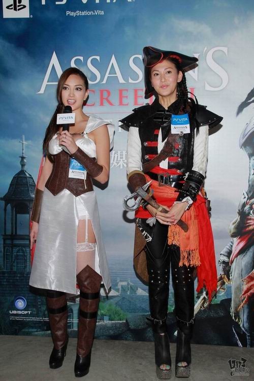 《<em>刺客信条3</em>》香港促销 白丝胸猛<em>妹子</em>COS艾叔