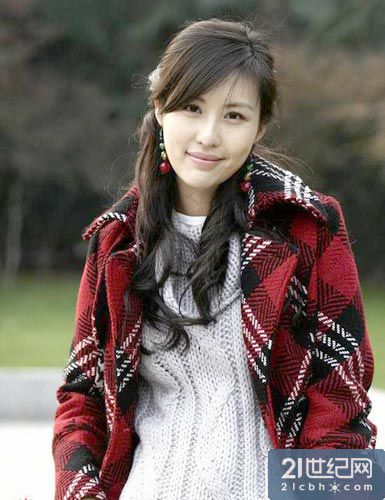 田朴珺学历年龄造假网友:王石看上她哪-王石,高