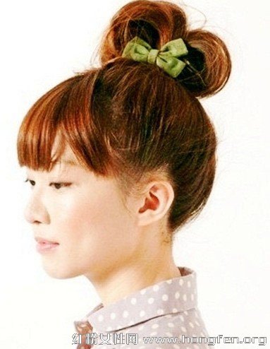 齐刘海如何扎头发 甜美花苞头(图)-齐刘海,花苞