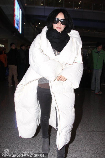 王菲棉被服与范冰冰蔡依林霍思燕撞衫(图)-棉被