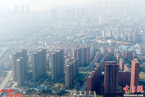 江苏无锡第一高楼俯瞰城市如模型-天际线,南