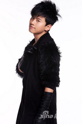 央视新锐歌手公布曲目 经典翻唱献圣诞厚礼-翻