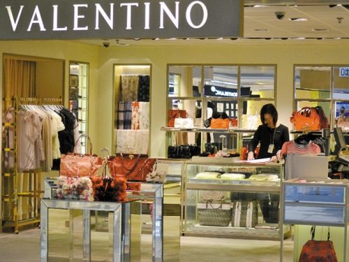 春节购物狂潮 各大机场免税清单-新加坡,免税店