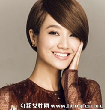 为你示范潮短发发型