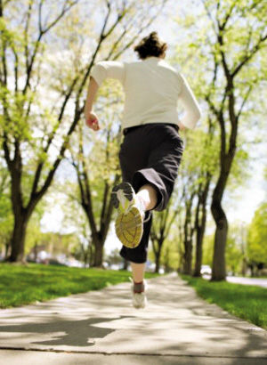 春季运动减肥法:选择易坚持项目 傍晚减肥效果佳