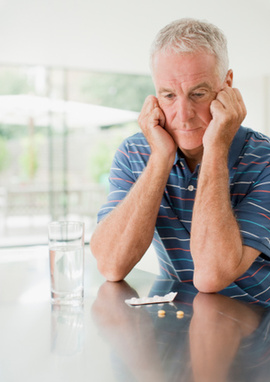 老人睡前吃补品会增加血液稠度(图)-服用,血液