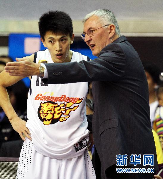 CBA�ܾ������㶫��ݸ����ʤɽ���ƽ�