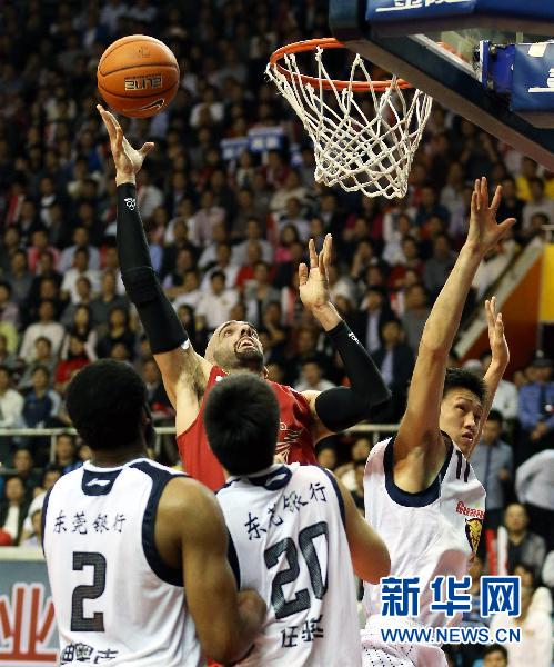 CBA总决赛：广东东莞银行胜山东黄金