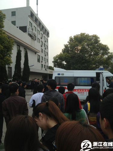 浙大城市学院被劫持女子获救 杭州拱墅公安局