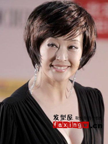 <em>40</em>+<em>女人</em>偷学刘晓庆经典减龄<em>发型</em>-刘晓庆,淋漓