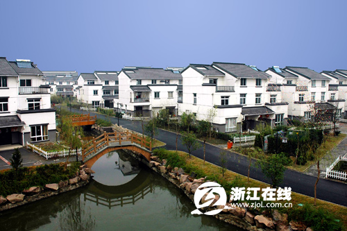 农村“变身”高档小区 村民都说“村企共建”好