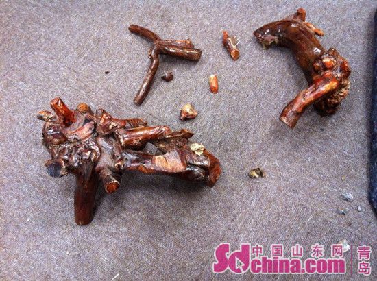 客户诉韵达托运玛瑙成碎块 负责人称信不信砍