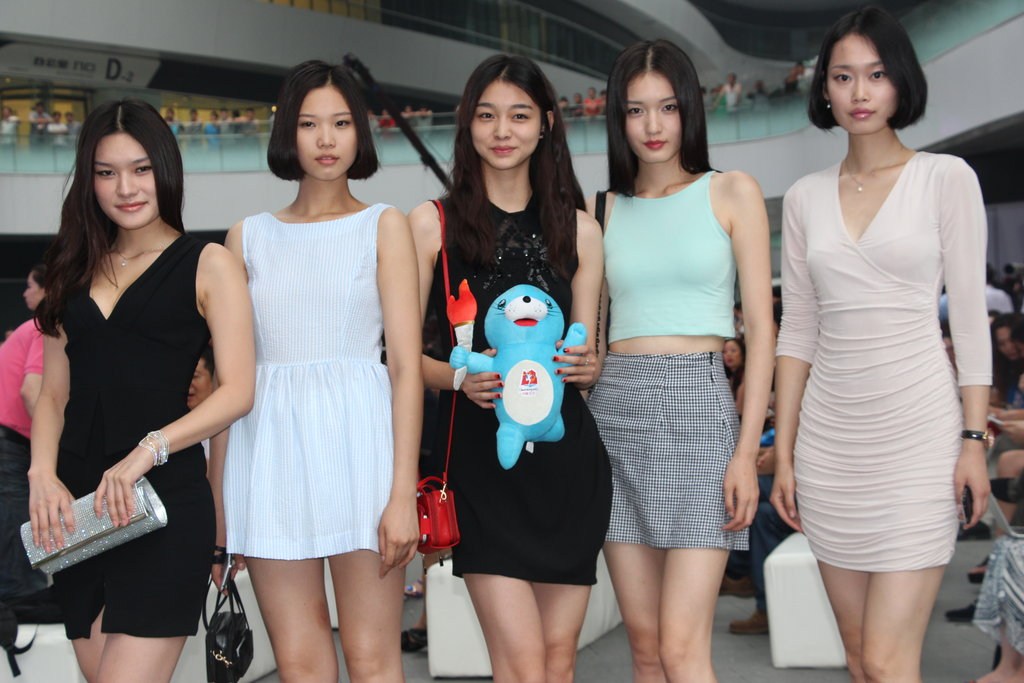 世界小姐中国区佳丽为全运会站台-世界小姐,中