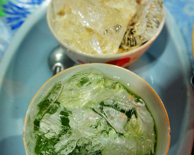西贡海鲜夜市_越南香水西贡小姐照片_铁板煎海鲜(3)