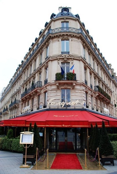 购物巴黎 香榭丽舍大街寻觅法国的味道-行摄资