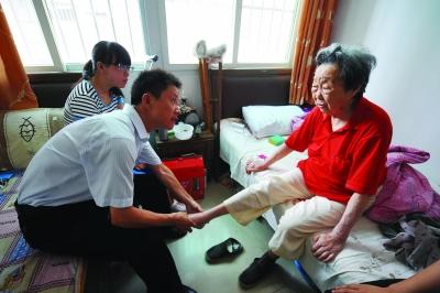 老人申请 以房养老 3年未果 最终因病进养老院