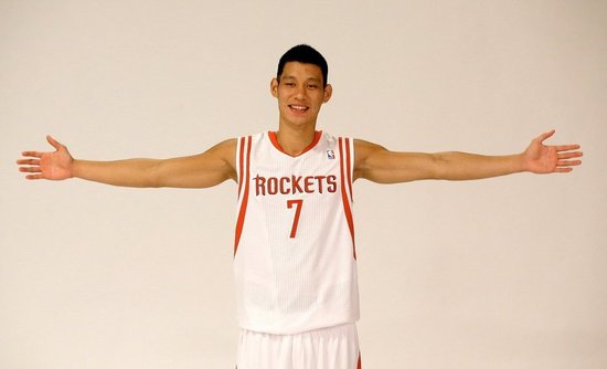 林书豪中国人气超高 球衣销量第四胜阿杜韦德