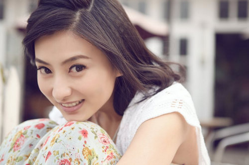 十三姨的扮演者叫什么名 3401419_601039.jpg