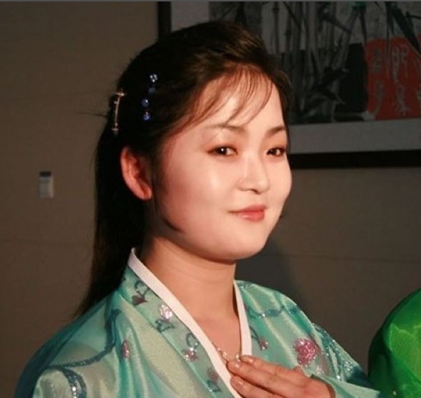 平壤<em>艺术</em>团来华演出 揭秘<em>朝鲜</em>国宝级美女-<em>艺术</em>