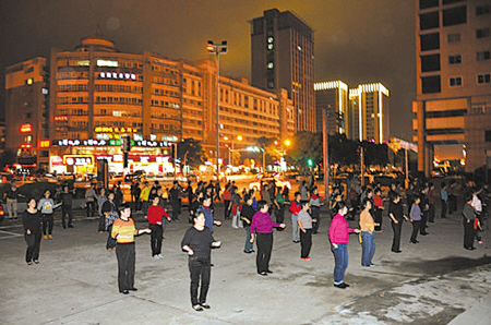 北仑牡丹社区破解健身舞噪音扰民难题