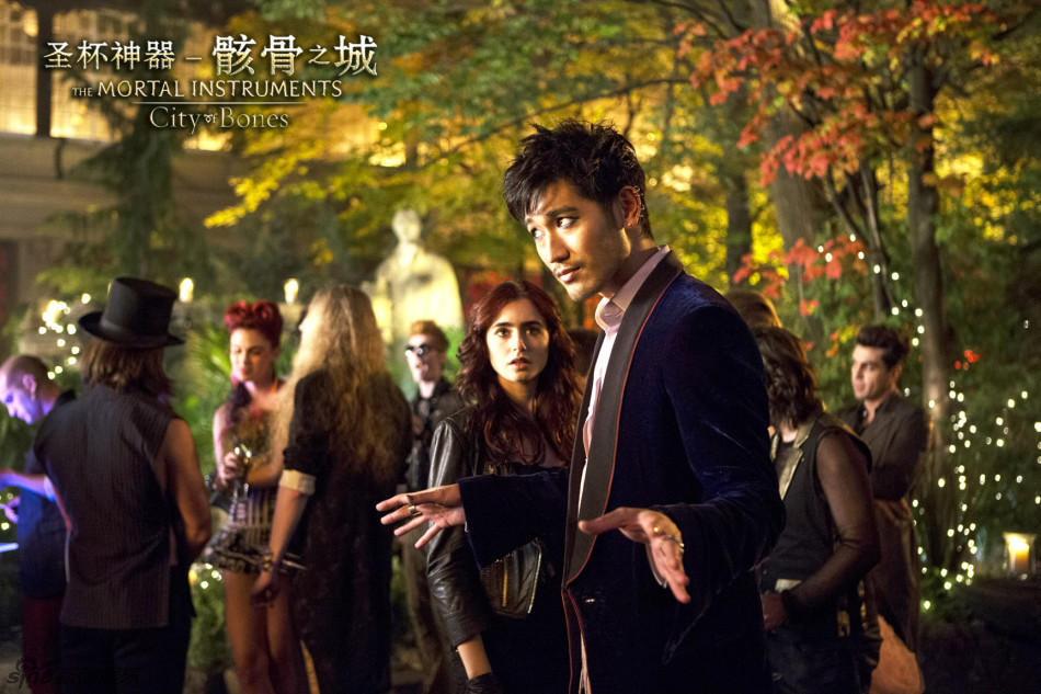 《骸骨之城》公映 好莱坞新星引奇幻潮-骸骨,之