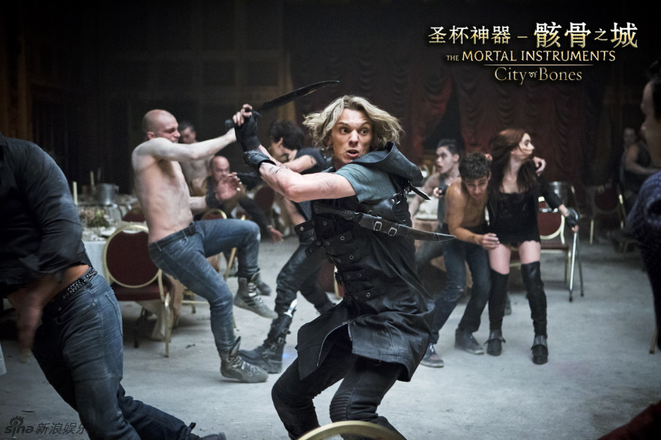 《骸骨之城》公映 好莱坞新星引奇幻潮-骸骨,之