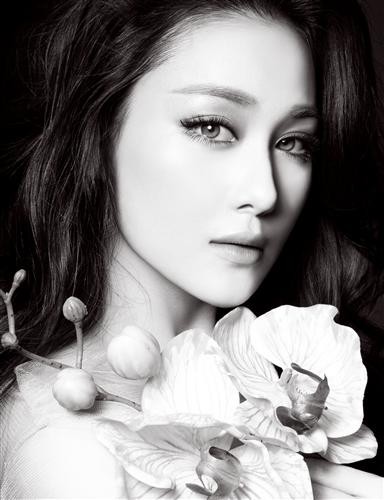 美的让你窒息 性感女神<em>张馨予美图</em>大赏-一张,即