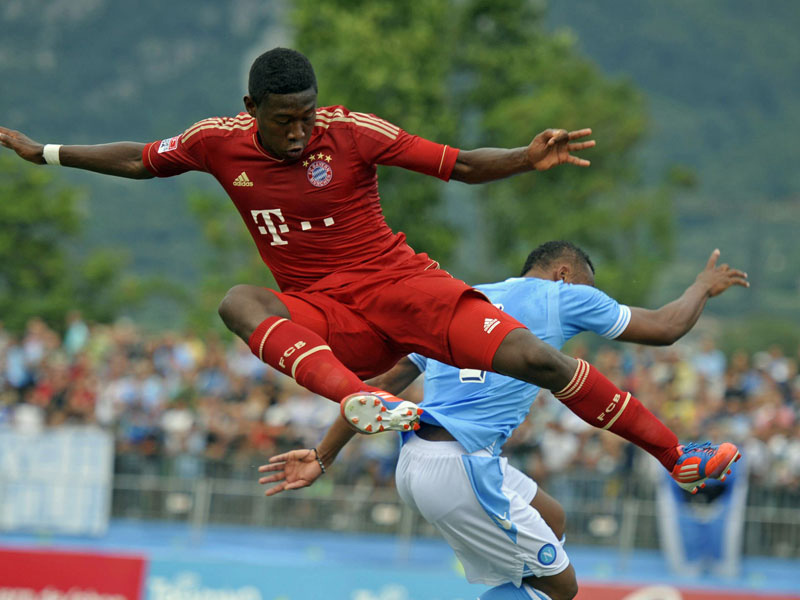 欧足联2013最佳阵容:拜仁4将 C罗领衔(组图)-欧