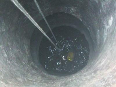 南京3岁男童坠入窨井溺亡 居民称井盖被人为打开
