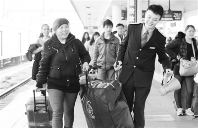 广州火车站:温馨服务丝丝入扣