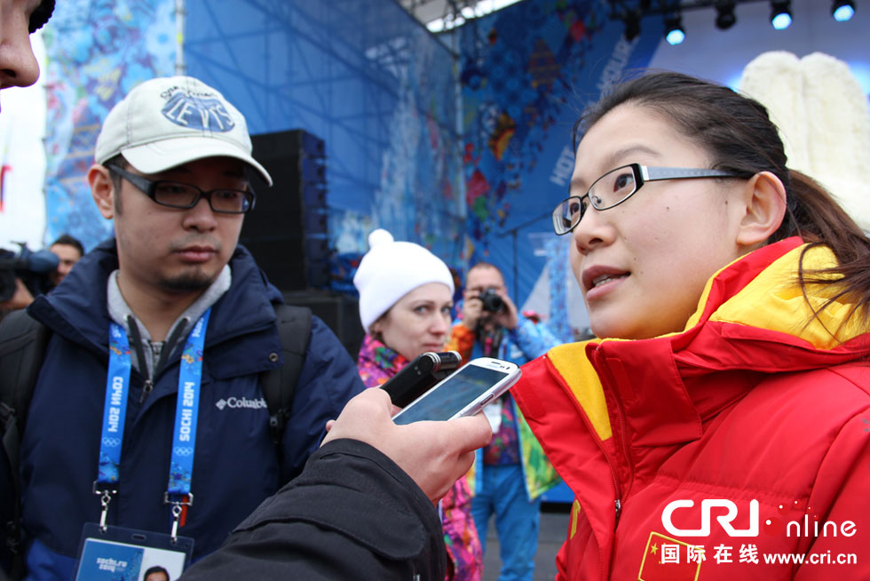 ���»��й�������������ʽ�ڰ��˴����(������ͼ)