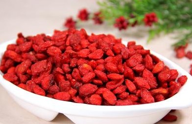 枸杞也有副作用:生吃过量易上火 加重身体炎症