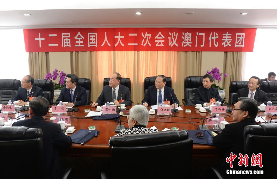 �����˴������ë���������¼